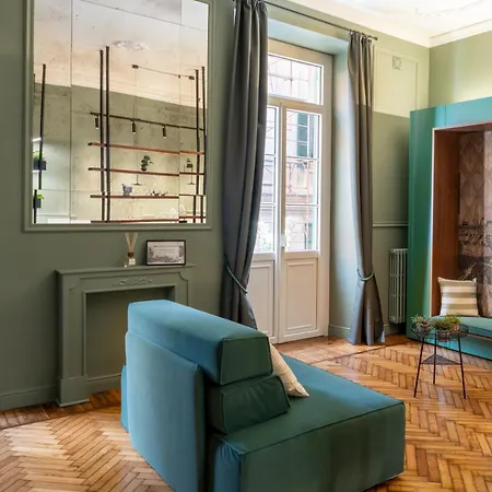 In Centro, Doccia Con Apartment Genoa